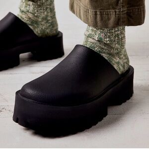 Jeffrey Campbell Clog Jellies